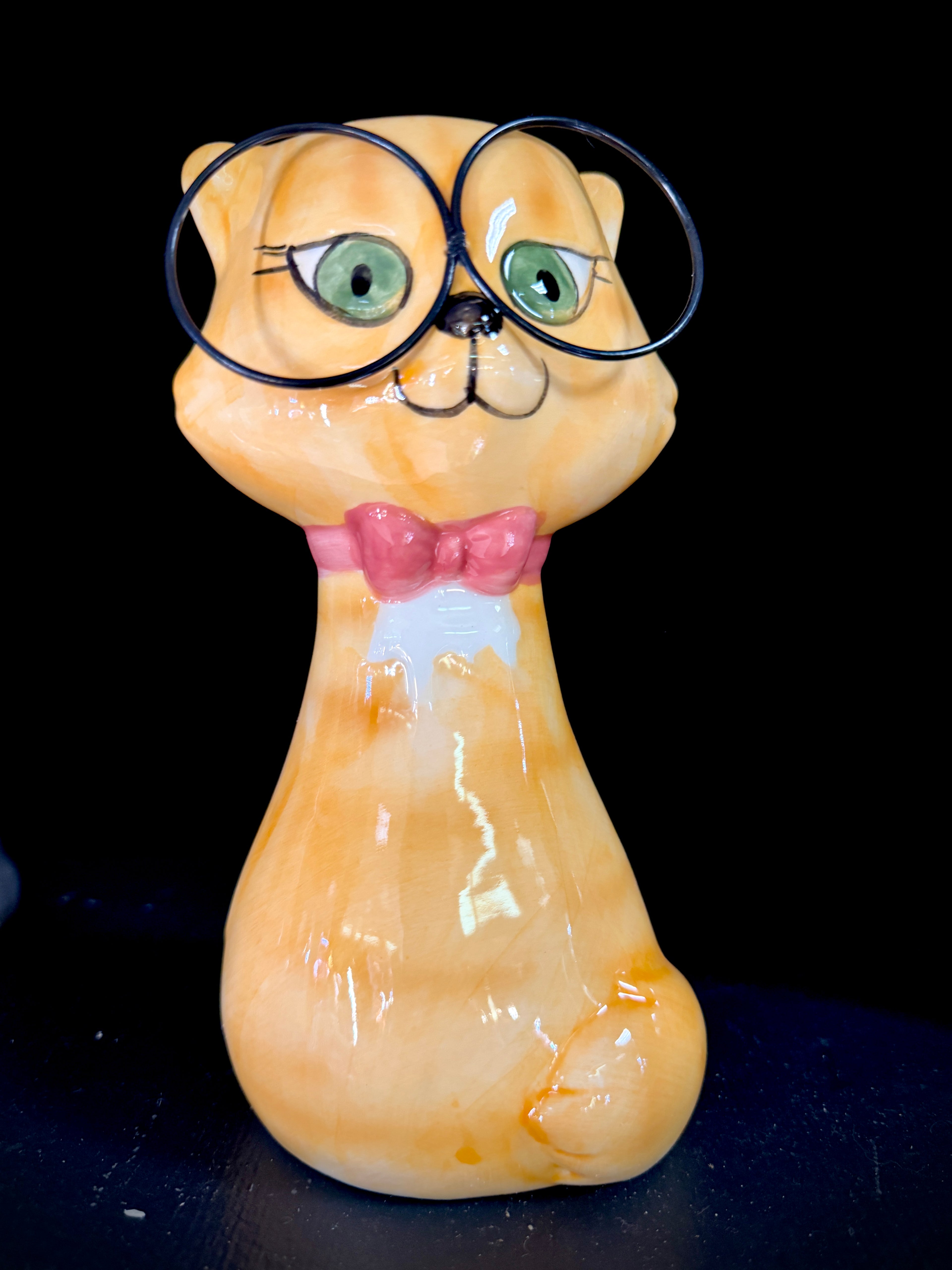 Cat vases